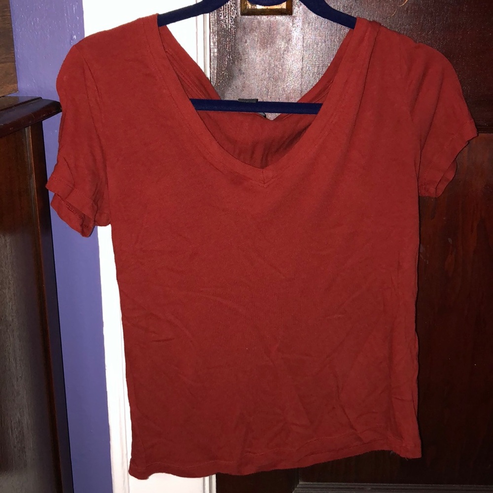 Forever 21 plain T-shirt